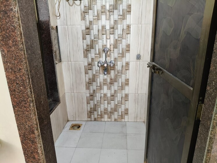 Bathroom, sps-white-carnation 1 Bedroom 520 Sq.Ft. Apartment In Ulwe Navi Mumbai 9073511