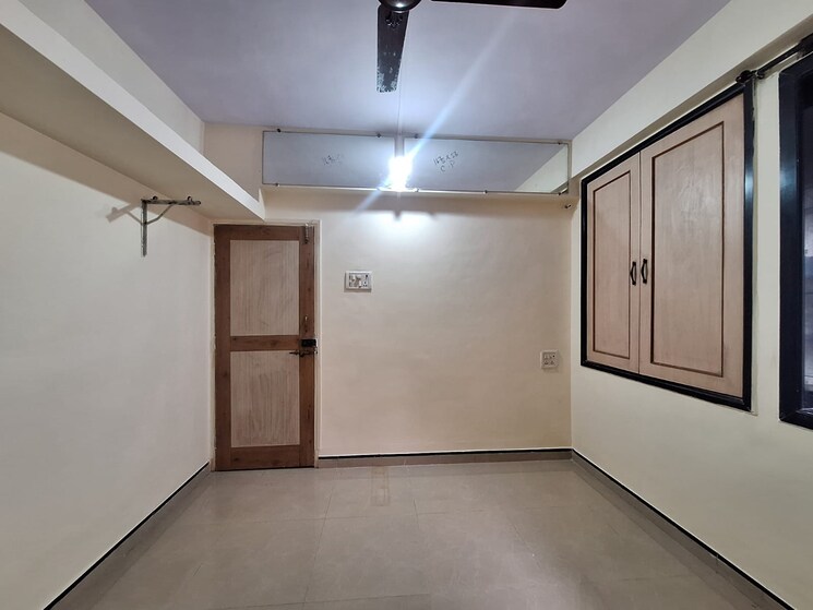 Room, mansarovar-chs 2.5 Bedroom 1200 Sq.Ft. Apartment In Vashi Sector 14 Navi Mumbai 9073548