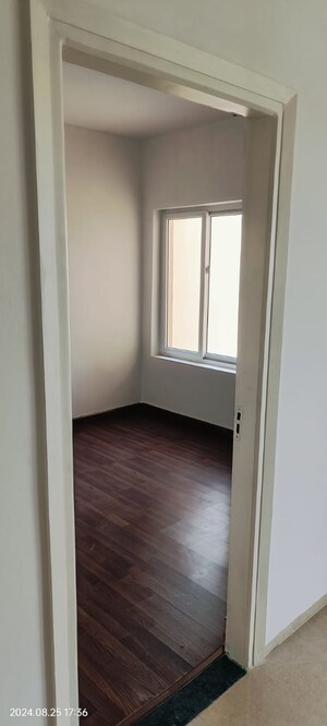 Room in 3 BHK Builder Floor at Sector 77 – for Sale