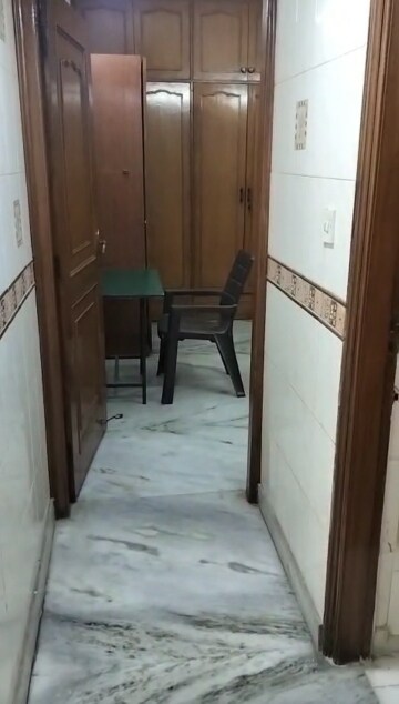 Lobby in 2 BHK Builder Floor at New Rajinder Nagar – for Rent