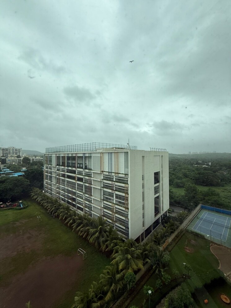 Exterior View, oberoi-realty-woods 3 Bedroom 1100 Sq.Ft. Apartment In Goregaon East Mumbai 9073599