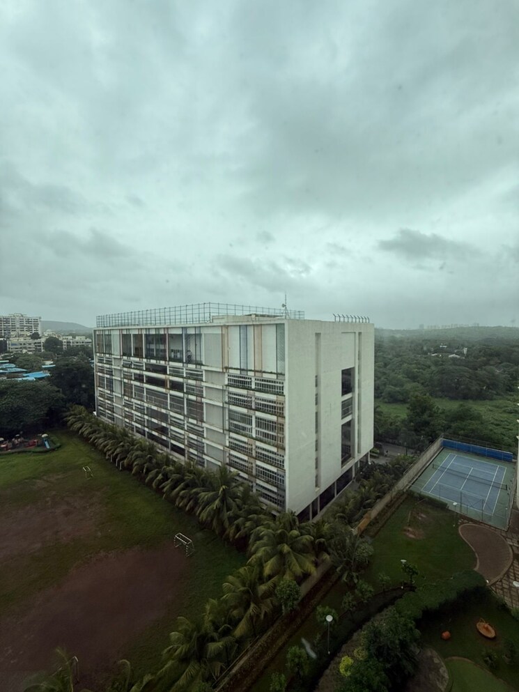 Exterior View, oberoi-realty-woods 3 Bedroom 1100 Sq.Ft. Apartment In Goregaon East Mumbai 9073599