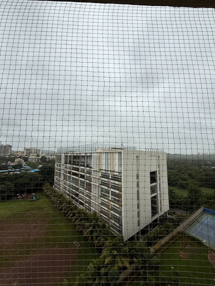 Exterior View, oberoi-realty-woods 3 Bedroom 1100 Sq.Ft. Apartment In Goregaon East Mumbai 9073599