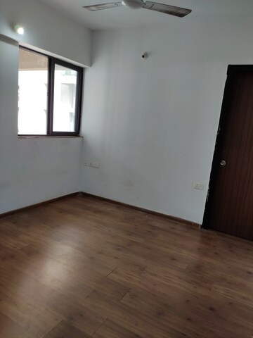 Room in 2 BHK Apartment at Lodha Palava Downtown, Dombivli East – for Rent