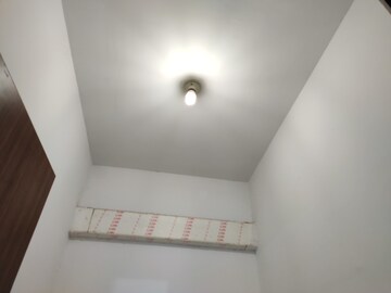 Room in 2 BHK Apartment at Lodha Palava Downtown, Dombivli East – for Rent