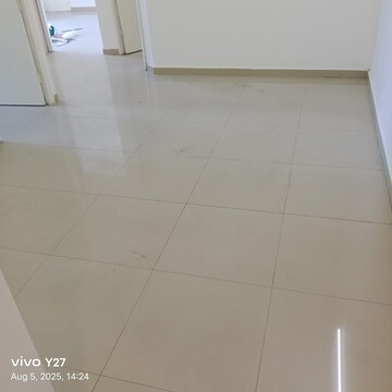 Room in 2.5 BHK Apartment at Pyramid Urban Homes 2, Sector 86 – for Rent