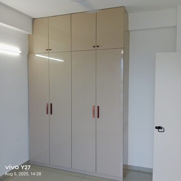 Room in 2.5 BHK Apartment at Pyramid Urban Homes 2, Sector 86 – for Rent