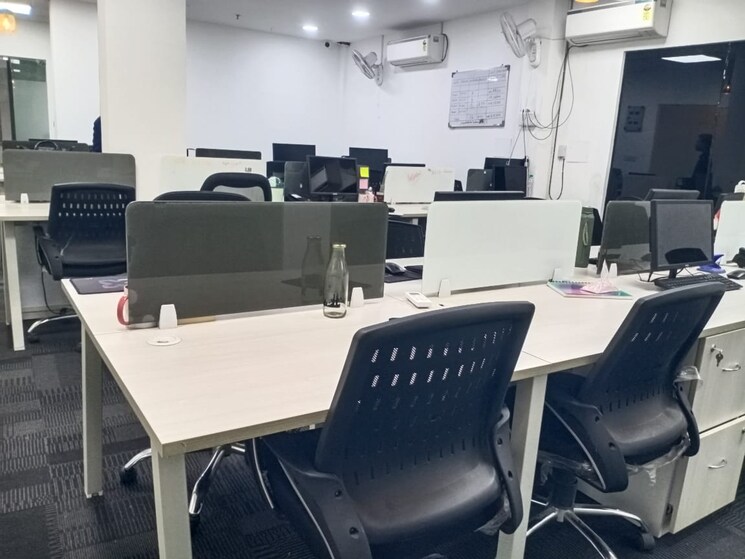 Team Area, sector 58 Commercial Office Space in IT/SEZ 16500 Sq.Ft. In Sector 58 Noida 9073615