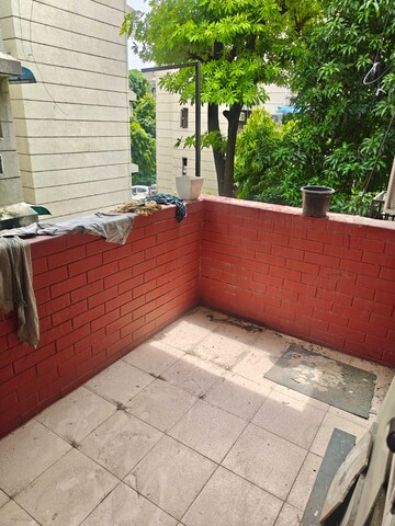 Balcony in 2 BHK Apartment at Patparganj – for Rent