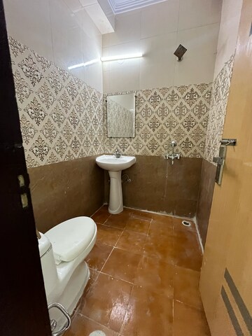 Bathroom in 2 BHK Builder Floor at Saket – for Rent