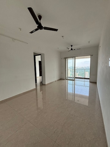 2 BHK Apartment For Rent in JP Decks, Goregaon East