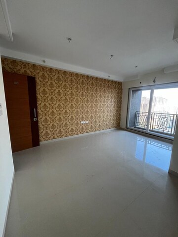 Room in 2 BHK Apartment at Paradise Sai World Empire, Kharghar – for Rent