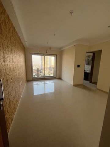 Room in 2 BHK Apartment at Paradise Sai World Empire, Kharghar – for Rent