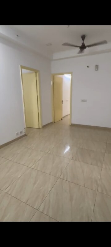 Room in 2 BHK Apartment at Gaur City-2, Gaur City 2 – for Sale