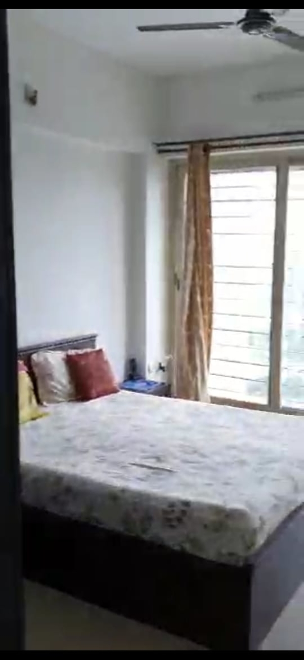 3 BHK + Pooja Room 1350 Sq.Ft. Apartment in Vasant Valley Ivy Tower