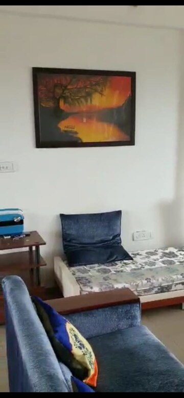 Furnished Amenities in 3 BHK Apartment at Vasant Valley Ivy Tower, Malad East – for Rent