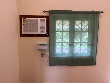 Room in 2 BHK Apartment at Bambolim – for Rent