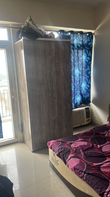 Bedroom in 3 BHK Apartment at Mapsko Paradise, Sector 83 – for Rent