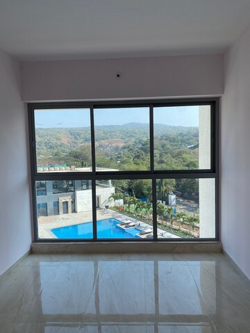 3 BHK Apartment For Rent in Lodha Woods, Kandivali East