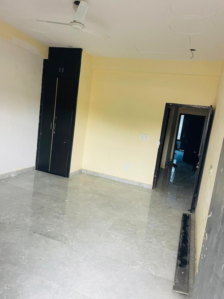 Room, arv-park 2 Bedroom 950 Sq.Ft. Independent House In Sector 63 Noida 9073793