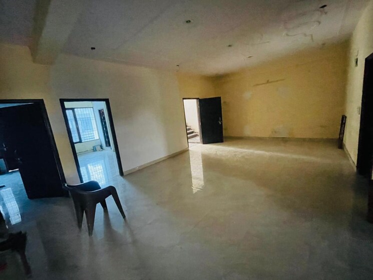 Room, arv-park 2 Bedroom 950 Sq.Ft. Independent House In Sector 63 Noida 9073793