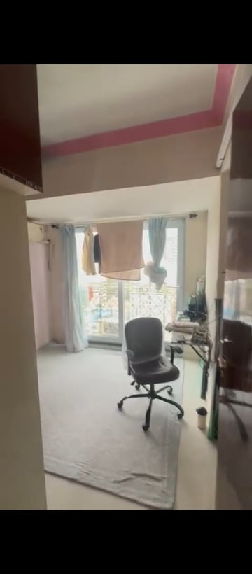 Team Area in 1.5 BHK Apartment at Shaad Residency, Byculla East – for Rent