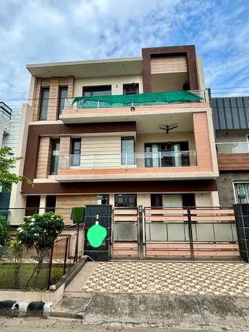5 BHK Independent House For Sale in Sector 91