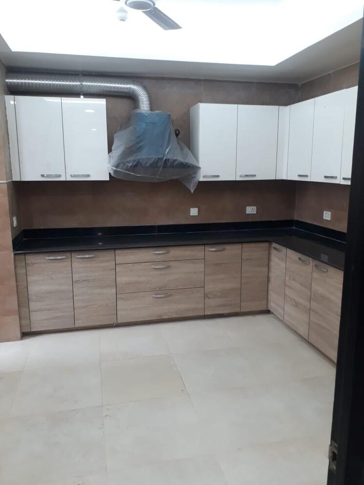 Kitchen, indiabulls-enigma 4 Bedroom 3400 Sq.Ft. Apartment In Sector 110 Gurgaon 9073833