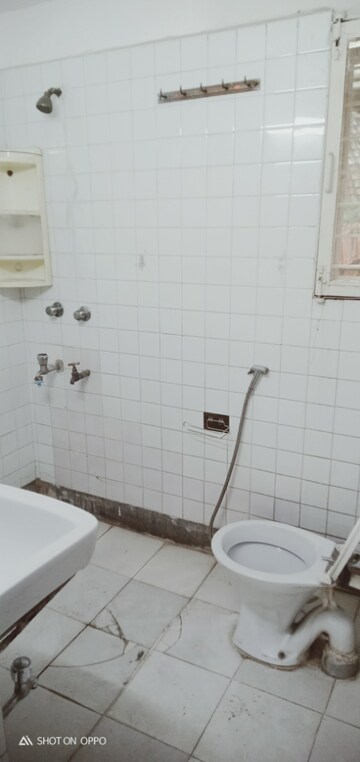 Bathroom in 2 BHK Apartment at DDA Rosewood Apartments, Vasant Kunj – for Rent