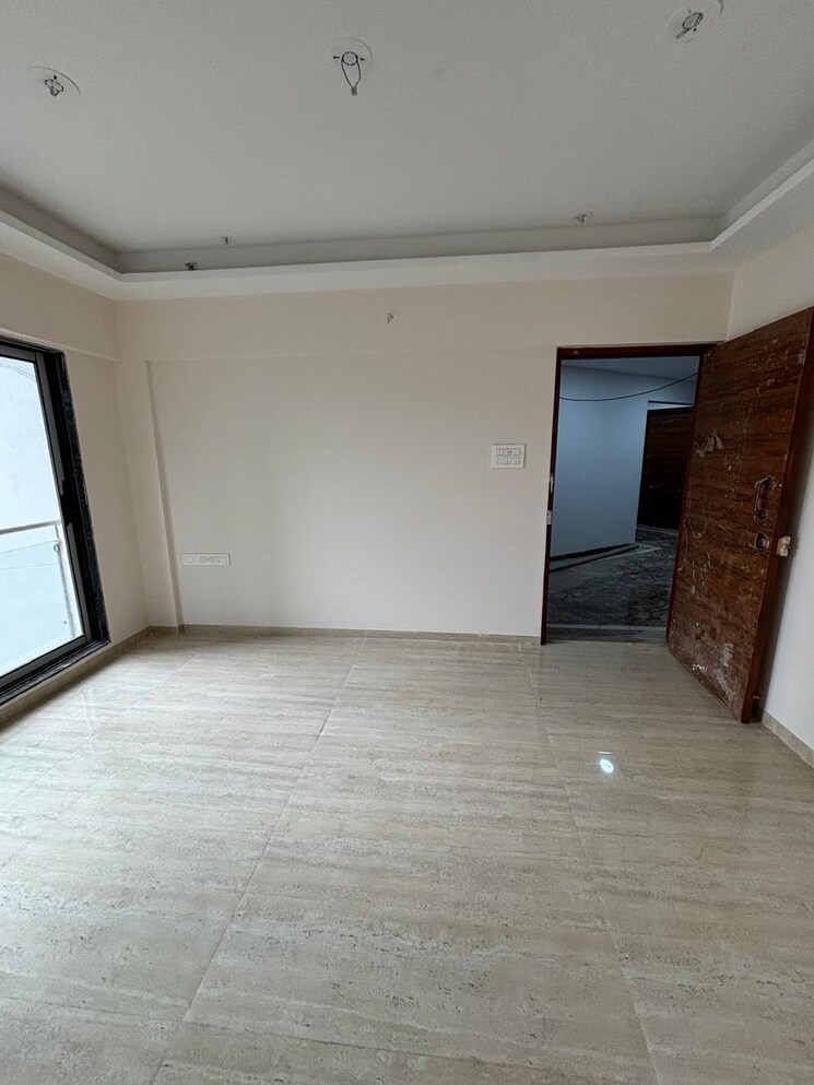 Room, je-and-vee-om-trimurti 1 Bedroom 395 Sq.Ft. Apartment In Malad East Mumbai 9073848