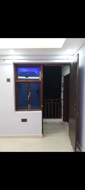 Building Lobby in 1 BHK Builder Floor at Saket – for Rent