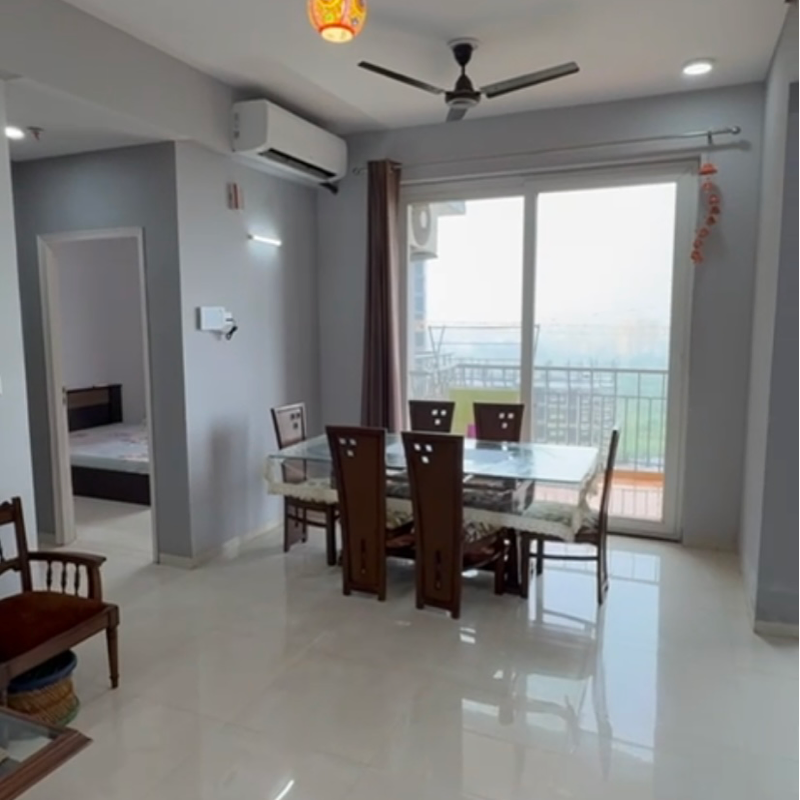 2 BHK Apartment For Rent in Supertech Hues