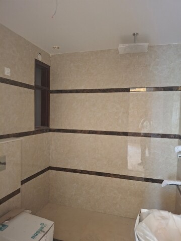 Furnished Amenities in 4 BHK Builder Floor at Sector 46 – for Sale