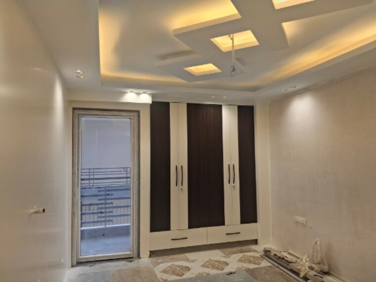Room, sector 46 4 Bedroom 3150 Sq.Ft. Builder Floor In Sector 46 Gurgaon 9073880