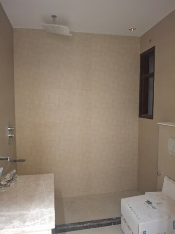 Room in 4 BHK Builder Floor at Sector 46 – for Sale