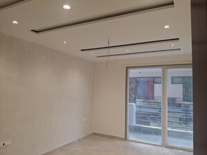 Room in 4 BHK Builder Floor at Sector 46 – for Sale