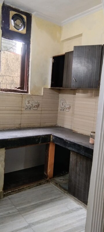 Kitchen in 2 BHK Builder Floor at Kishangarh – for Rent