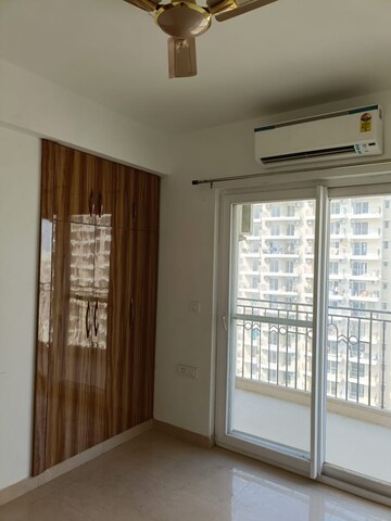 Room in 3 BHK Apartment at ATS Nobility, Sector 4 Greater Noida – for Rent