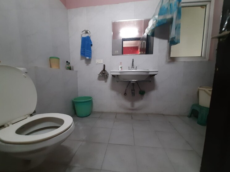 Attached Bathroom, vaishali extension 2 Bedroom 1050 Sq.Ft. Apartment In Vaishali Extension Ghaziabad 9073911