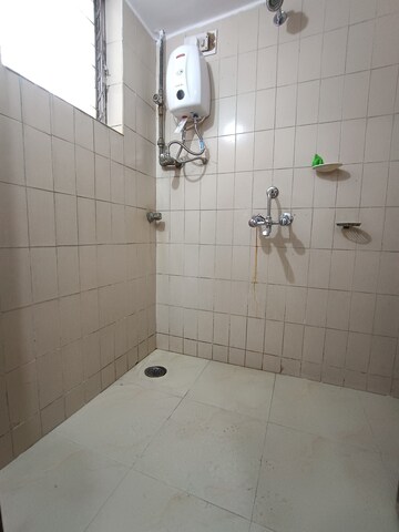Bathroom in 1 BHK Apartment at Borivali West – for Rent