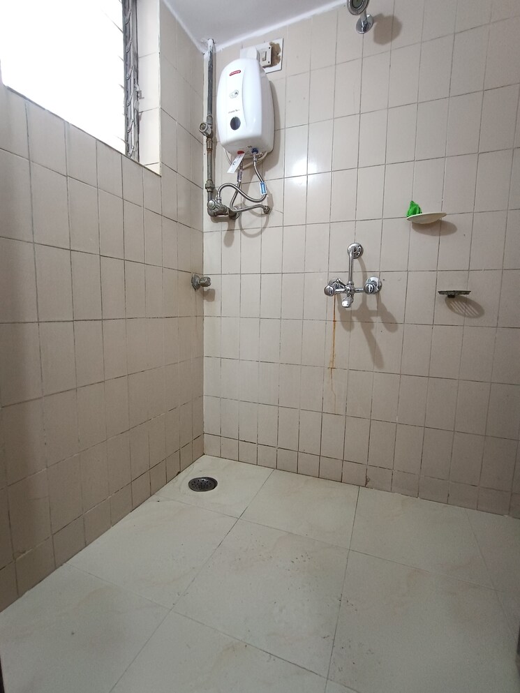 Bathroom, borivali west 1 Bedroom 550 Sq.Ft. Apartment In Borivali West Mumbai 9073915