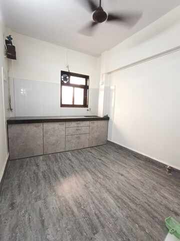 Room in 1 BHK Apartment at Borivali West – for Rent