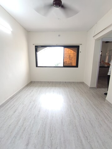 1 BHK Apartment For Rent in Borivali West