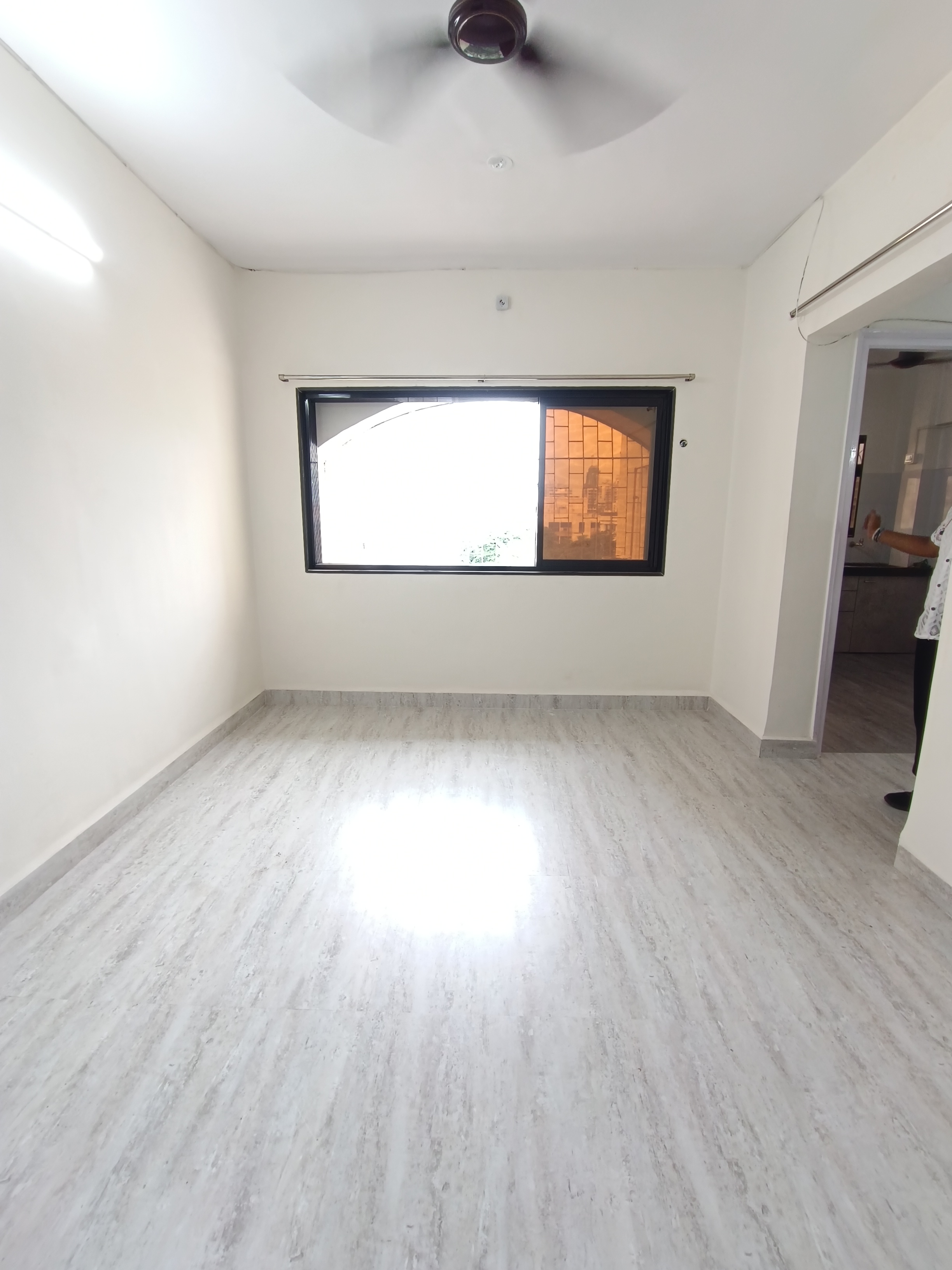 1 BHK + Pooja Room Apartment For Rent in Sidhivinayak Plaza Boriva