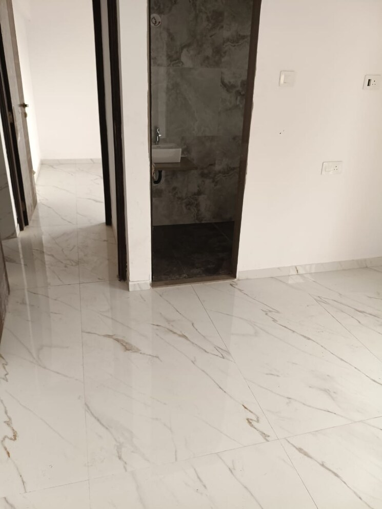 Bathroom, kanak-heights-geeta-bhavan-chs 1 Bedroom 433 Sq.Ft. Apartment In Malad East Mumbai 9073907