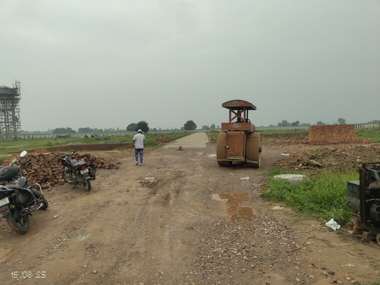 undefined, rohta road  120 Sq.Yd. Plot In Rohta Road Meerut 9073927