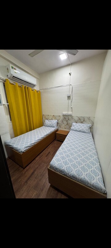 Bedroom in 2 BHK Apartment at Seva Sadan, Vile Parle West – for Rent