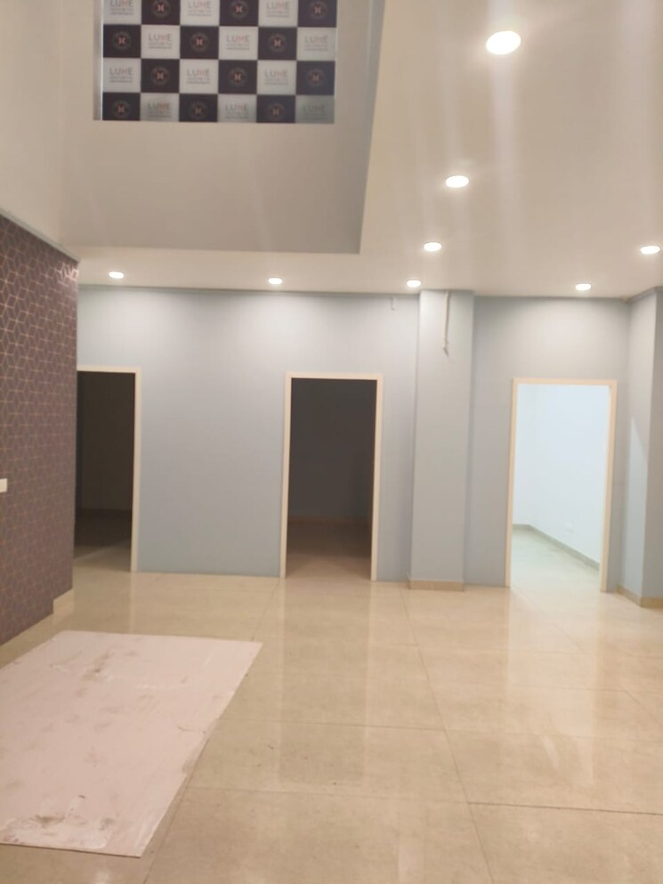 Team Area, green park extension Commercial Office Space 2000 Sq.Ft. In Green Park Extension Delhi 9073906
