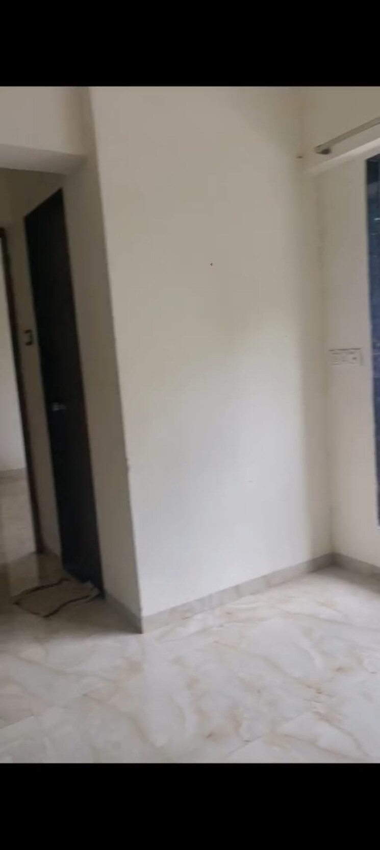 Room, rishab-jay-sarang 1 Bedroom 350 Sq.Ft. Apartment In Malad East Mumbai 9073967