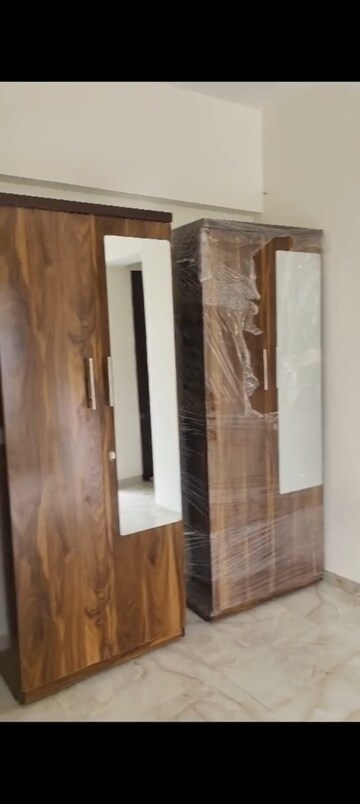 Furnished Amenities in 1 BHK Apartment at Rishab Jay Sarang, Malad East – for Rent